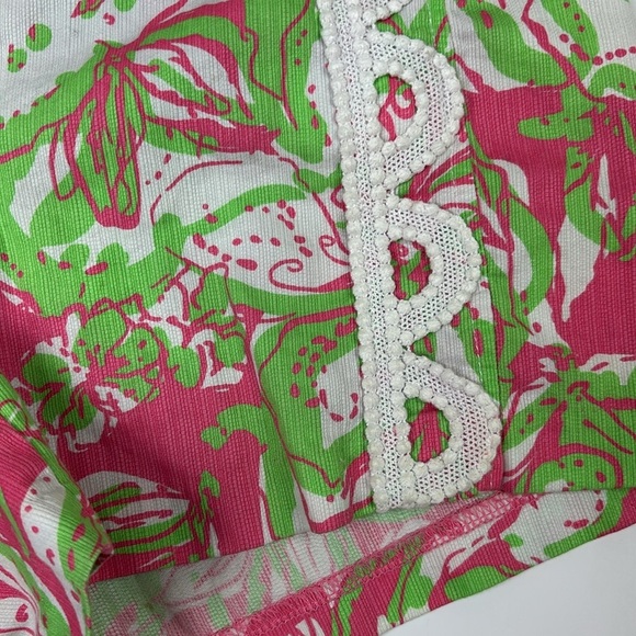 Lilly Pulitzer Pink and Green Lacy Shorts - Size 0 - Picture 2 of 6